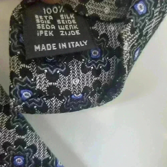 ZANETTI grey/silver with navy flowers tie. 100% silk. Made in Italy. - Picture 6 of 8